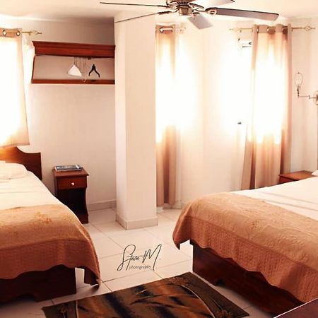 Seven Stars Hotel Musseau Bagian luar foto