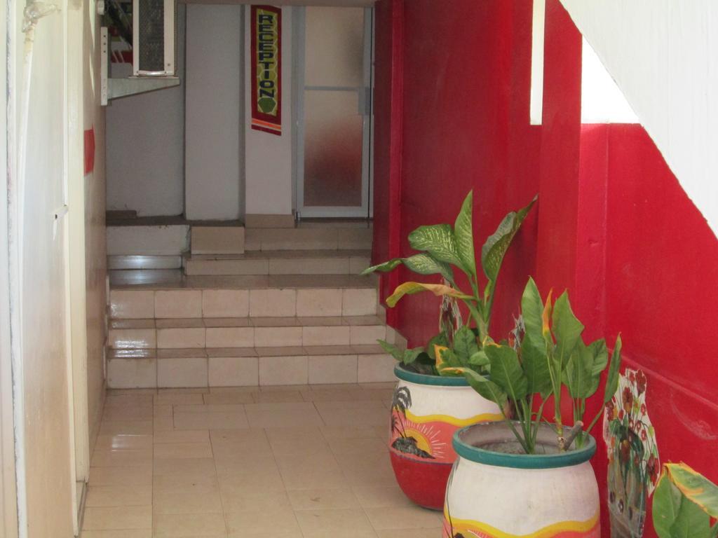 Seven Stars Hotel Musseau Bagian luar foto