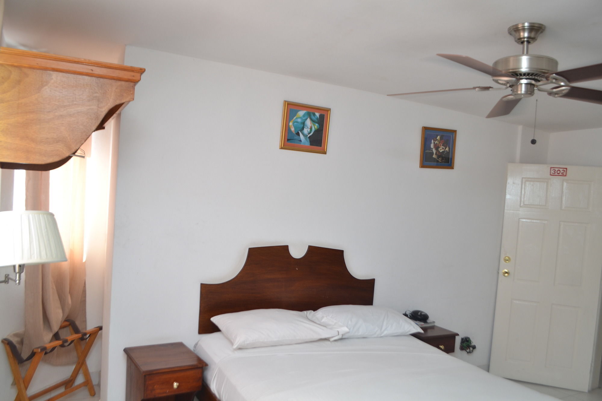Seven Stars Hotel Musseau Bagian luar foto