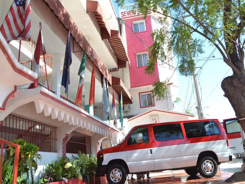 Seven Stars Hotel Musseau Bagian luar foto